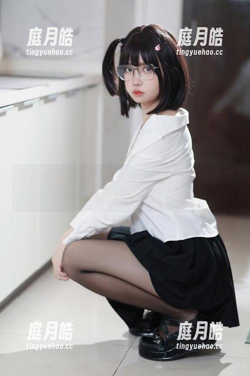 升玖老师出马，洛桑w伊梓的写真精选颠覆你的想象！