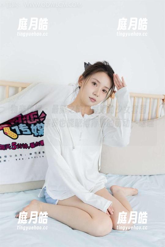 物恋传媒-婷婷 物恋传媒 - 最新之旅!婷婷的少女套图,让我们程序员也能晓得青春的萌动,嘿嘿!