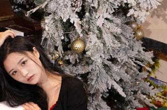 甜予摄影 – 精选：在璇璇的短肉丝黑丝里，尴尬与美好并行…