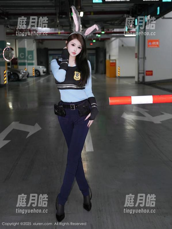 秀人网 - Mila嘟嘟学姐的大功告成合集，学习与美丽同在，哈哈～
