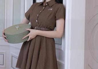 秀人网 – 全套油亮作品开拍,summer宝宝这是要把我闪晕了吗?