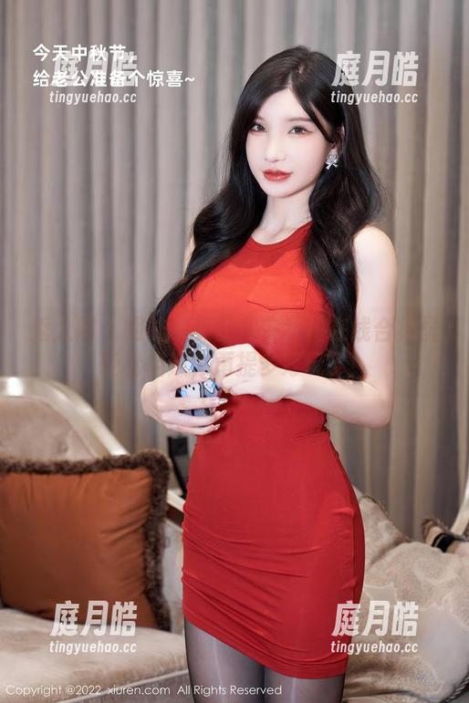 秀人网 - 网袜与美腿在安然的在线合集里轻松相逢，甭提多好玩了！