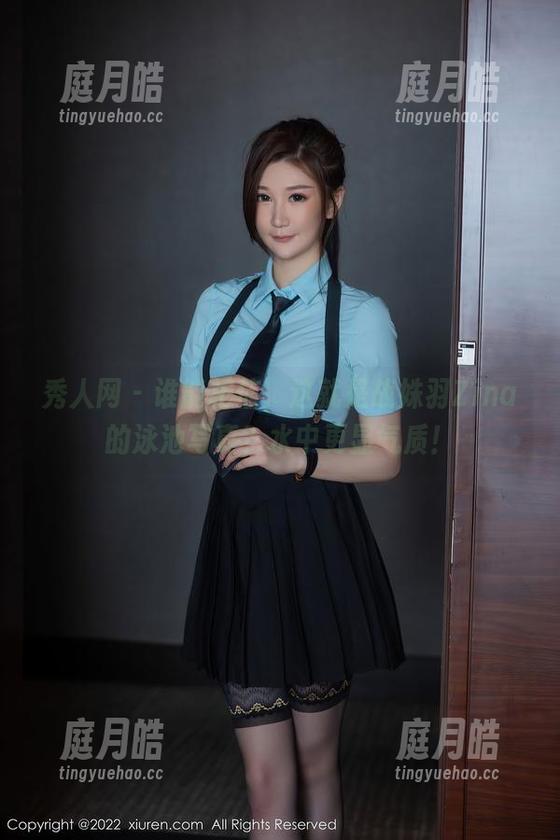 秀人网 - 谁能相信，这就是战姝羽Zina的泳池写真？水中更显气质！