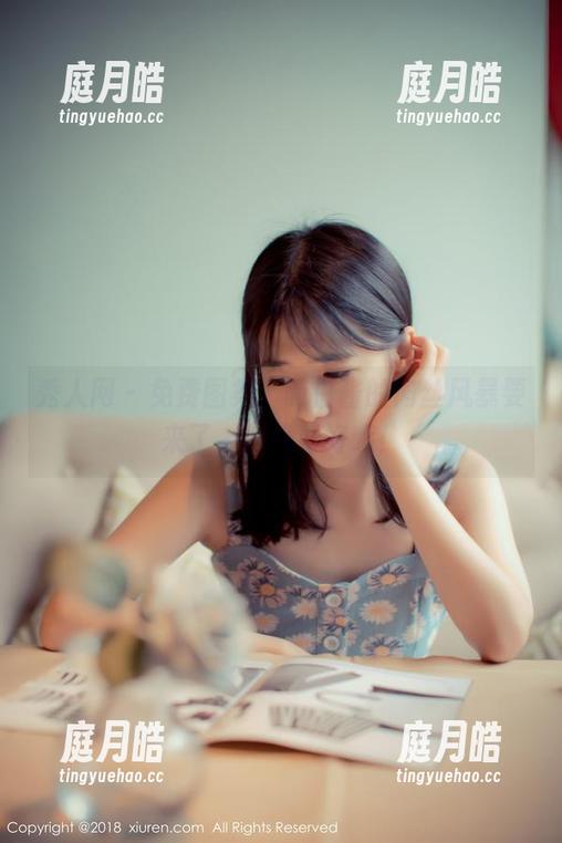 秀人网 - 免费图集，萌白酱的肉丝风暴要来了，前排看好哦！