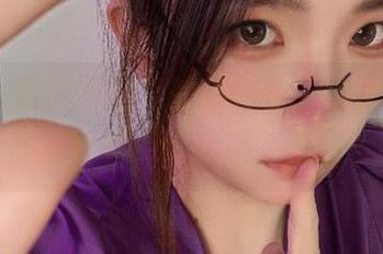 更新!在职业鞋上的每一步,纯爱neko都显得有点俏皮呢,期待?