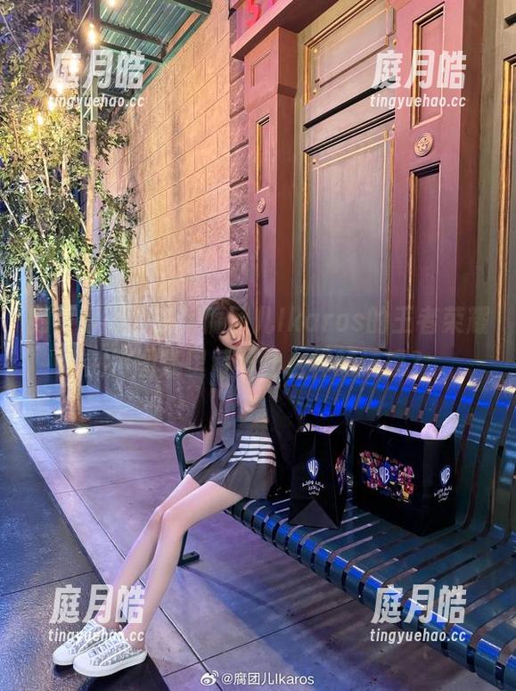 翻页停不下来，腐团儿Ikaros的王者荣耀荆轲图集里藏着什么样的情感？