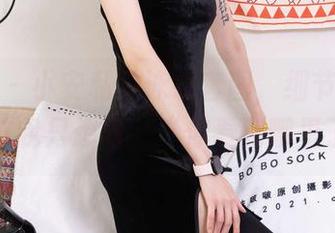 袜啵啵 – 小安私拍泳装套图,细节真不少,不过我只想问,“你看到哪里了?”