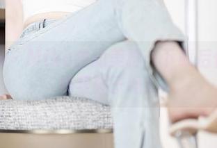 语画界 – Miko酱的美脚：下载后你会拒绝穿鞋子吗？