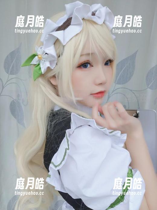 高清可爱过头，雪晴嘟嘟的红裙黑丝实在抓人眼